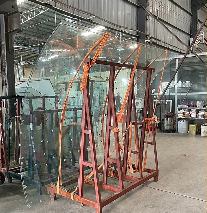 Curved glass 