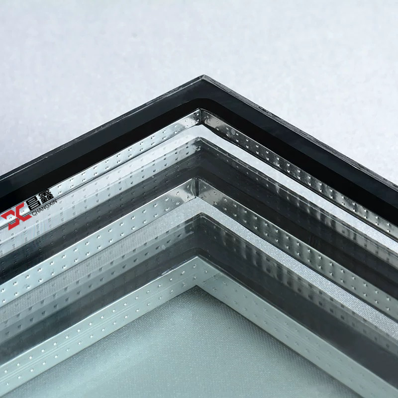 High strength double-layer hollow fireproof glass