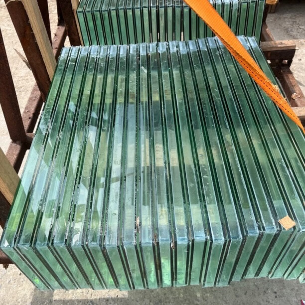 Fireproof grouted glass