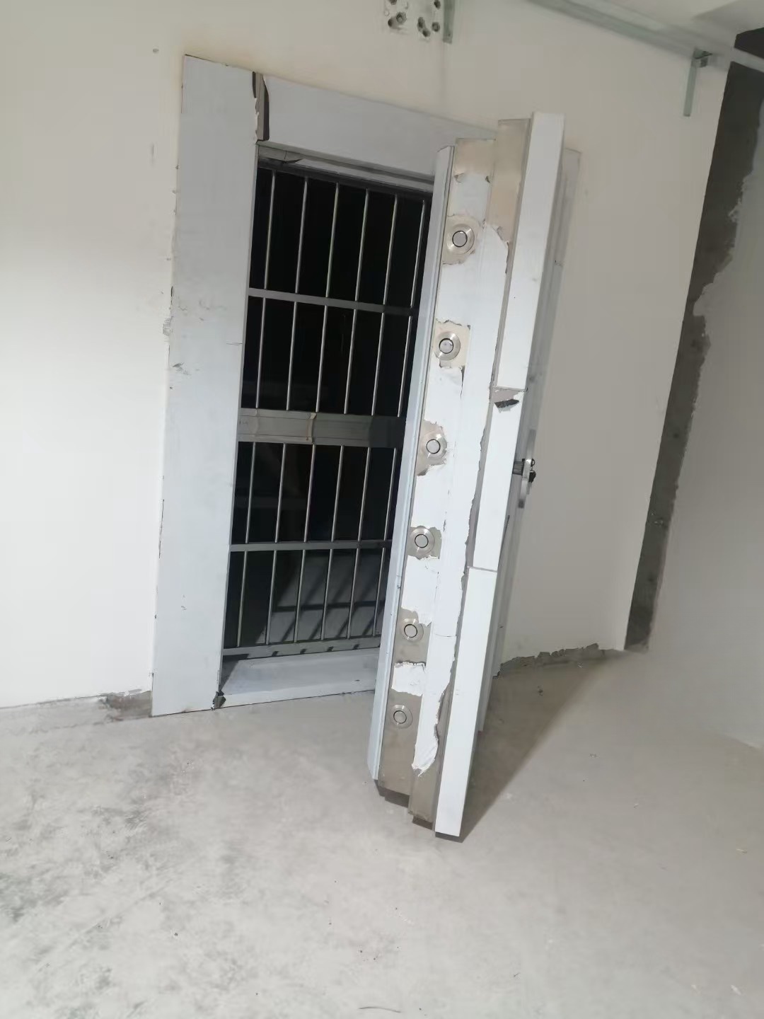 Vault Door 